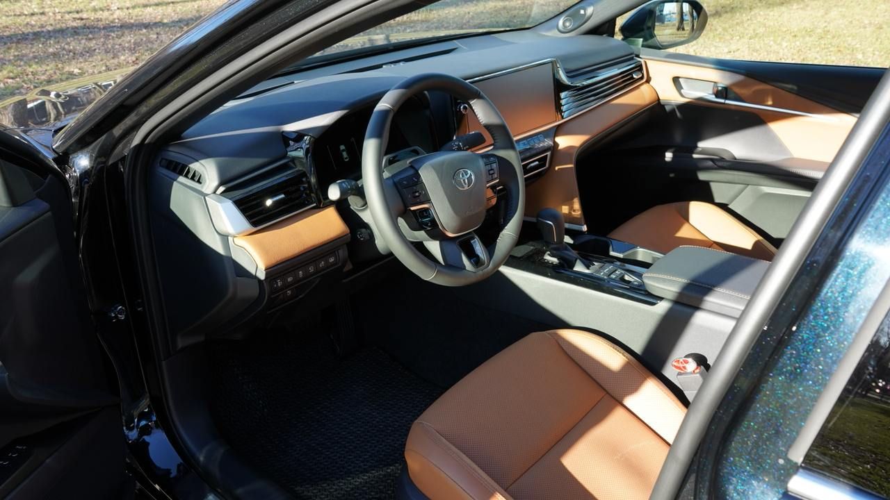 Toyota Camry XV80 - Фото №7 Toyota Camry XV80 - Фото №7