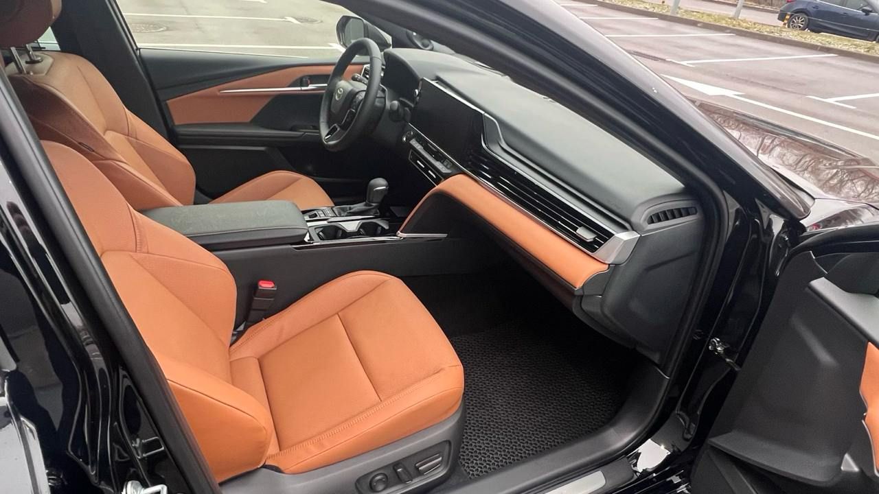 Toyota Camry XV80 - Фото №6 Toyota Camry XV80 - Фото №6