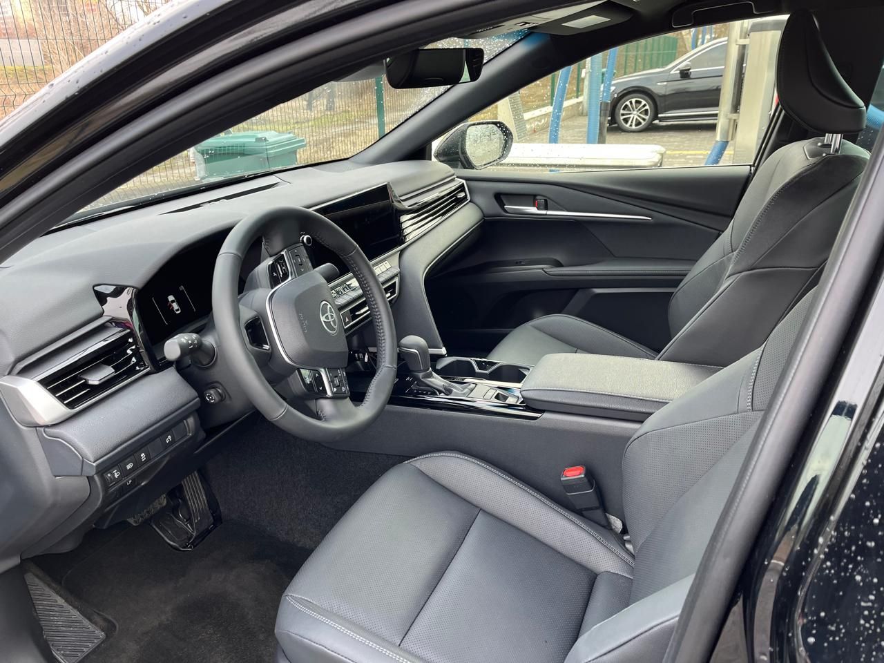 Toyota Camry XV80 - Image №4 Toyota Camry XV80 - Image №4