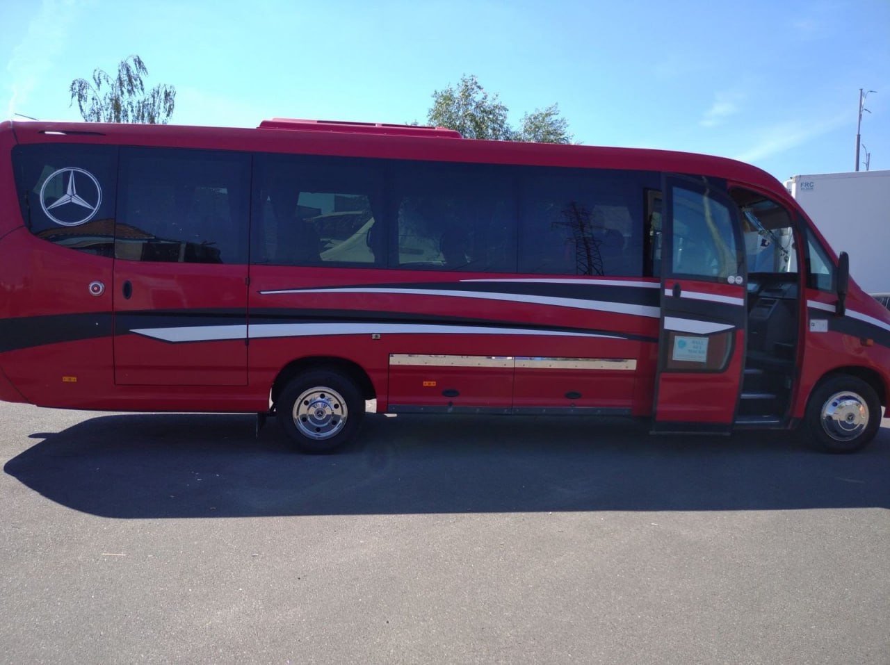 Mercedes-Benz Vario 816D - Image №3 Mercedes-Benz Vario 816D - Image №3