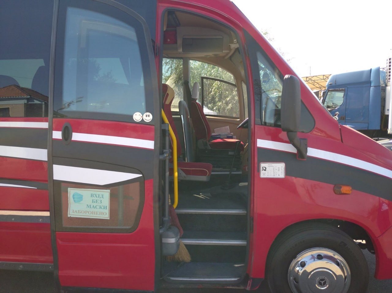 Mercedes-Benz Vario 816D - Image №4 Mercedes-Benz Vario 816D - Image №4