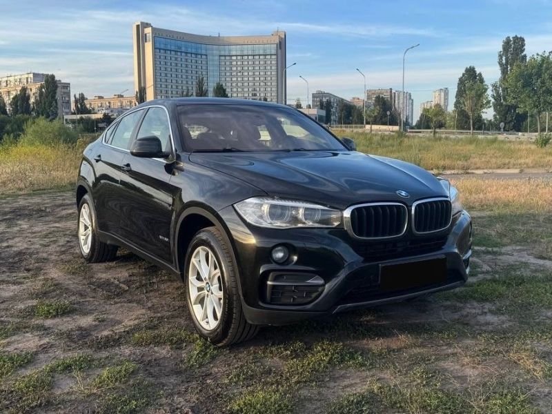BMW X6 - Фото №1