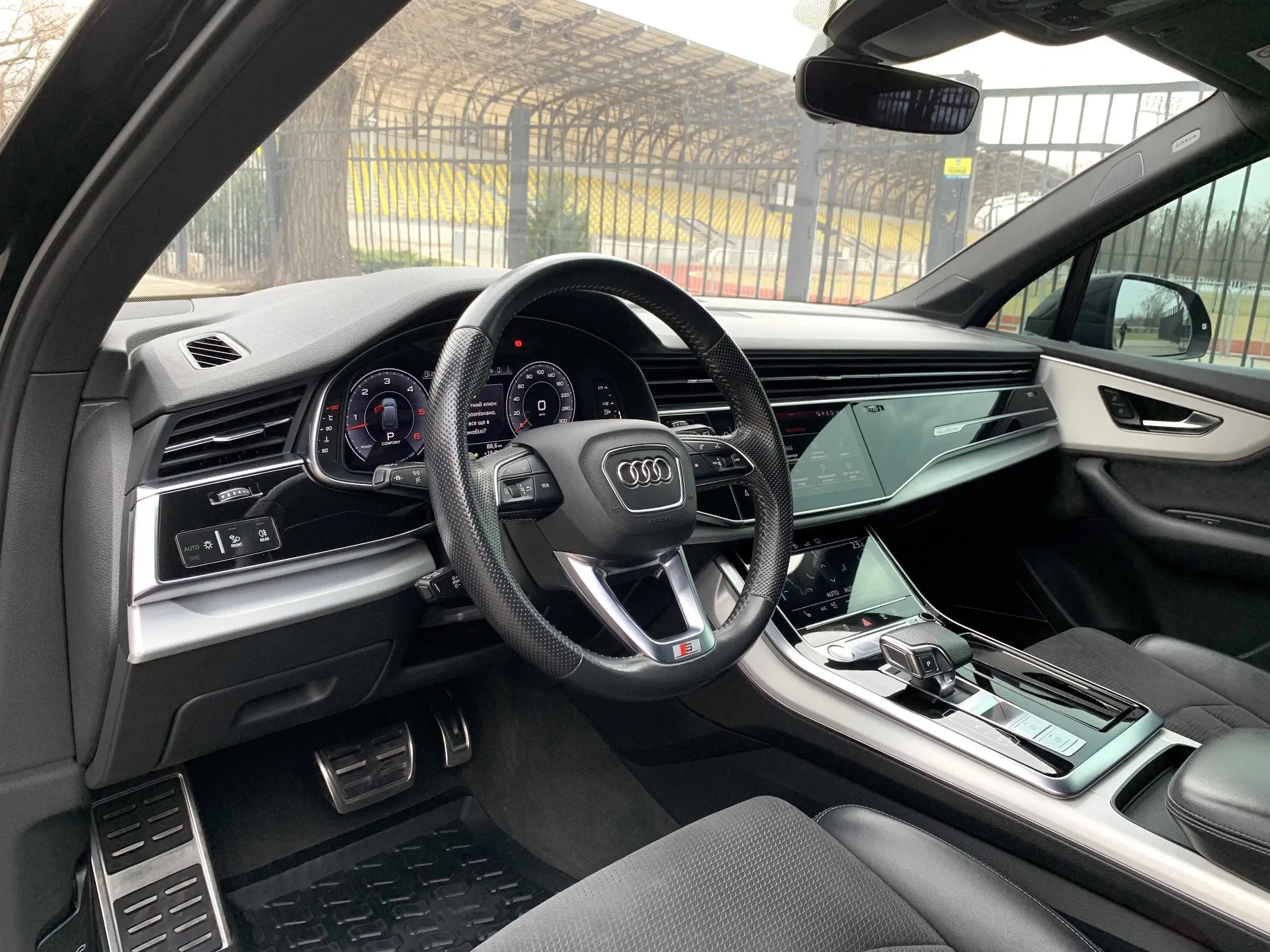 Audi Q7 2020 S-Line - Image №5 Audi Q7 2020 S-Line - Image №5